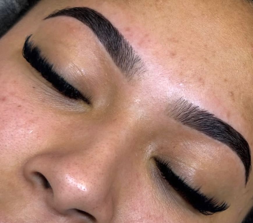 Hybrid lash treatment result by Therapic Beauty