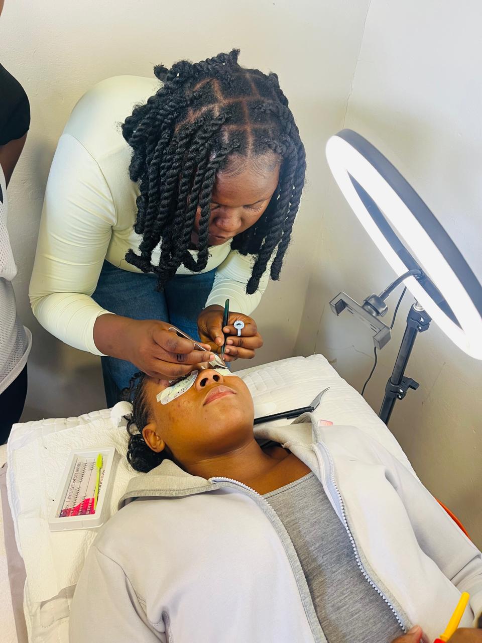 Classic lash extension set by Therapic Beauty