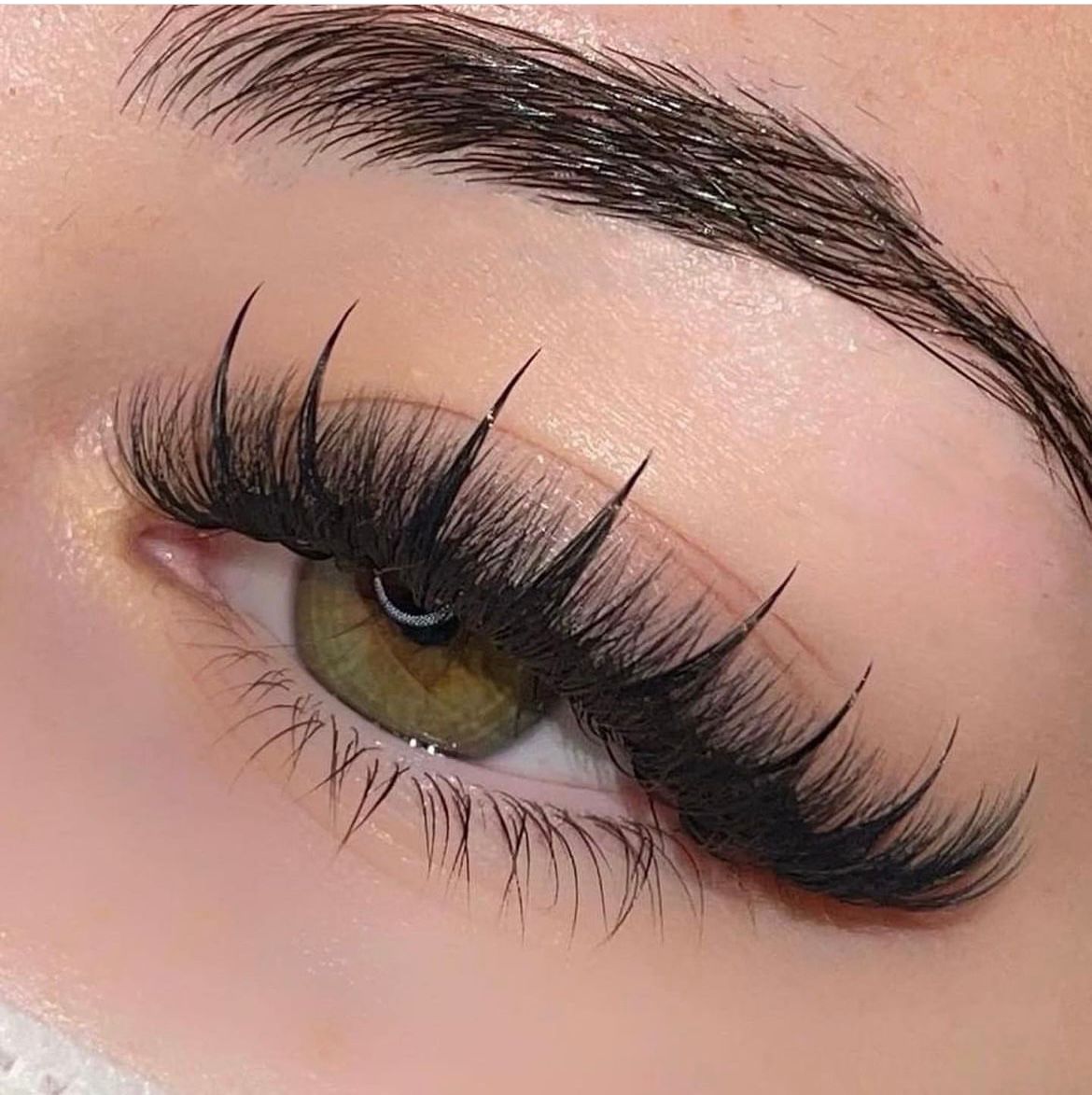 Whispy lash set with wispy style extensions for dramatic look by Therapic Beauty